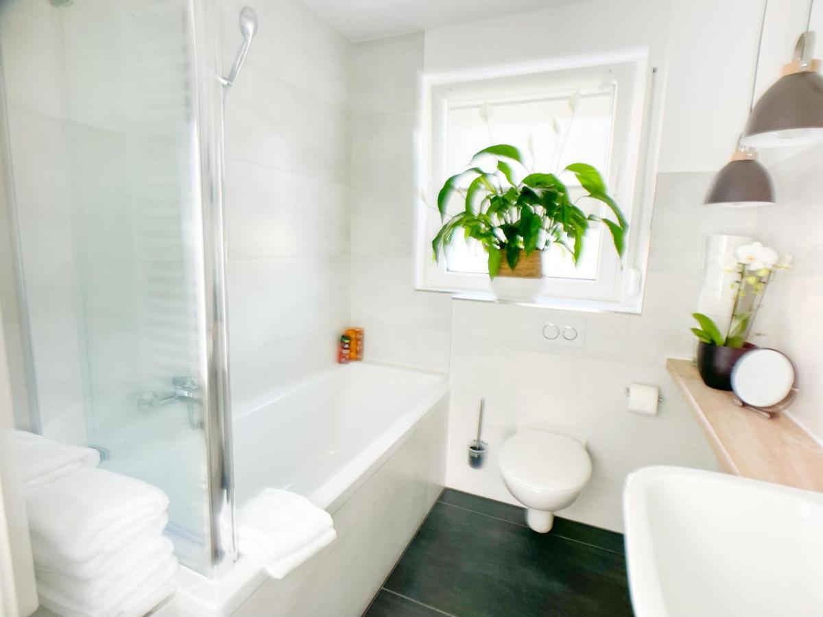M-Style 01 Apartment Mit Terrasse Und Gasgrill, 24H Self-Check-In, Free Parking, Netflix Norymberga Zewnętrze zdjęcie