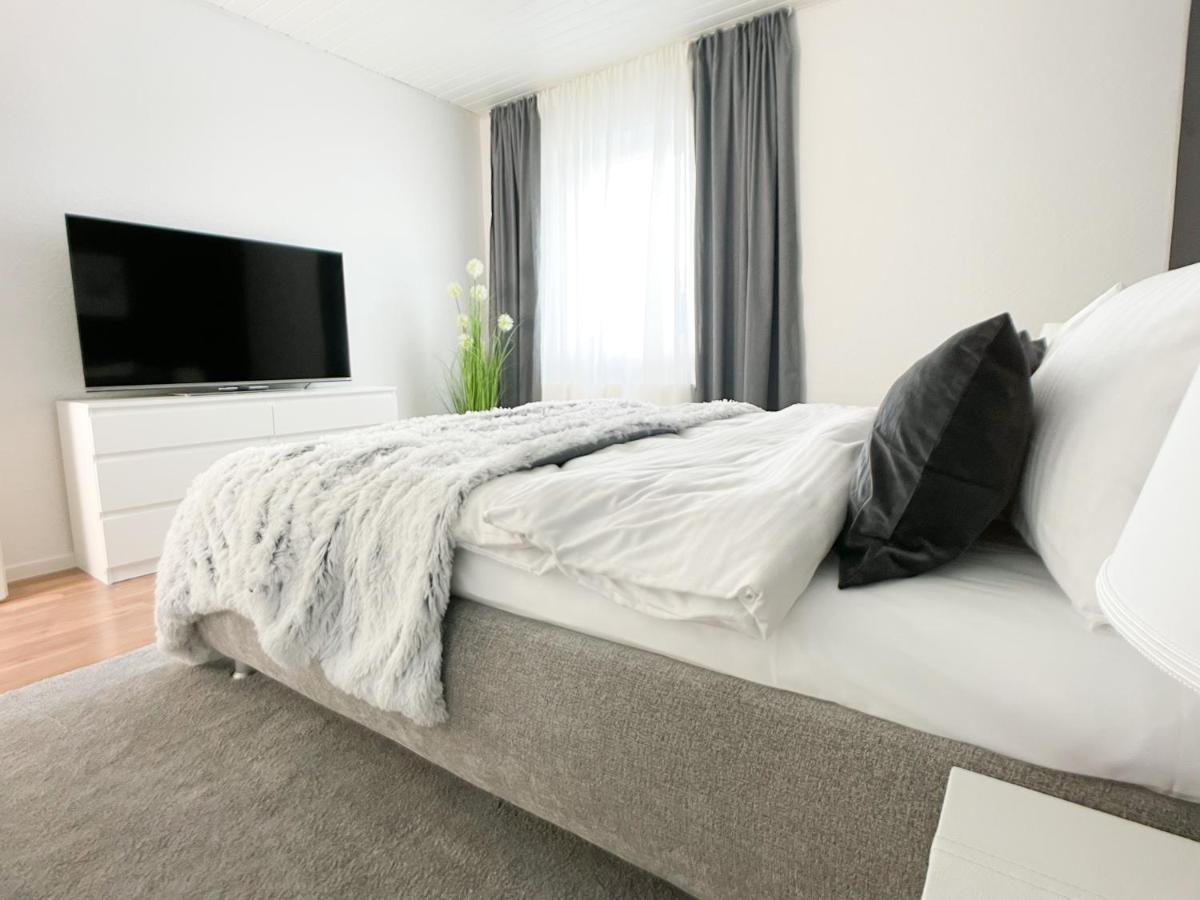 M-Style 01 Apartment Mit Terrasse Und Gasgrill, 24H Self-Check-In, Free Parking, Netflix Norymberga Zewnętrze zdjęcie