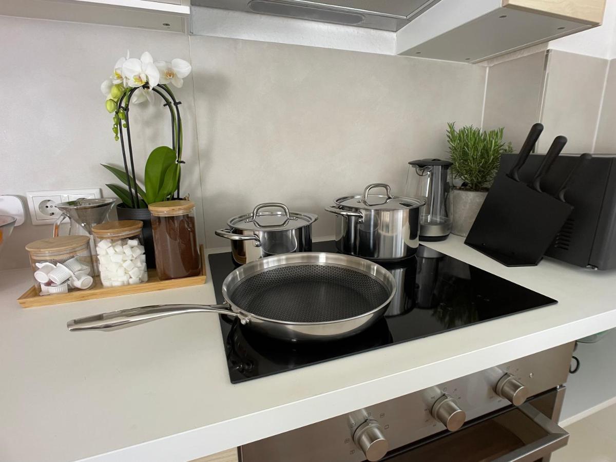 M-Style 01 Apartment Mit Terrasse Und Gasgrill, 24H Self-Check-In, Free Parking, Netflix Norymberga Zewnętrze zdjęcie